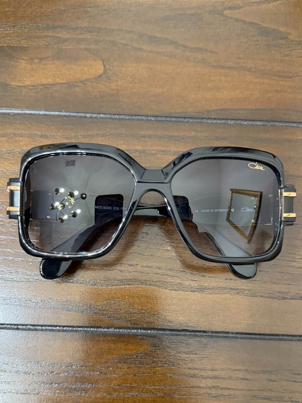 NEW Cazal Sunglasses 623/3 Black Gold Grey Gradient Lenses